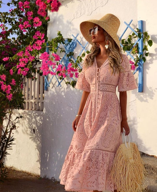 Vintage Dresses For The Summer